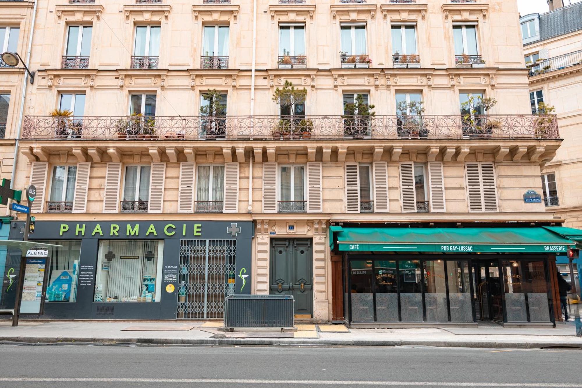 Appartement Quartier Jardin Du Luxembourg Free Netflix Paris Eksteriør billede